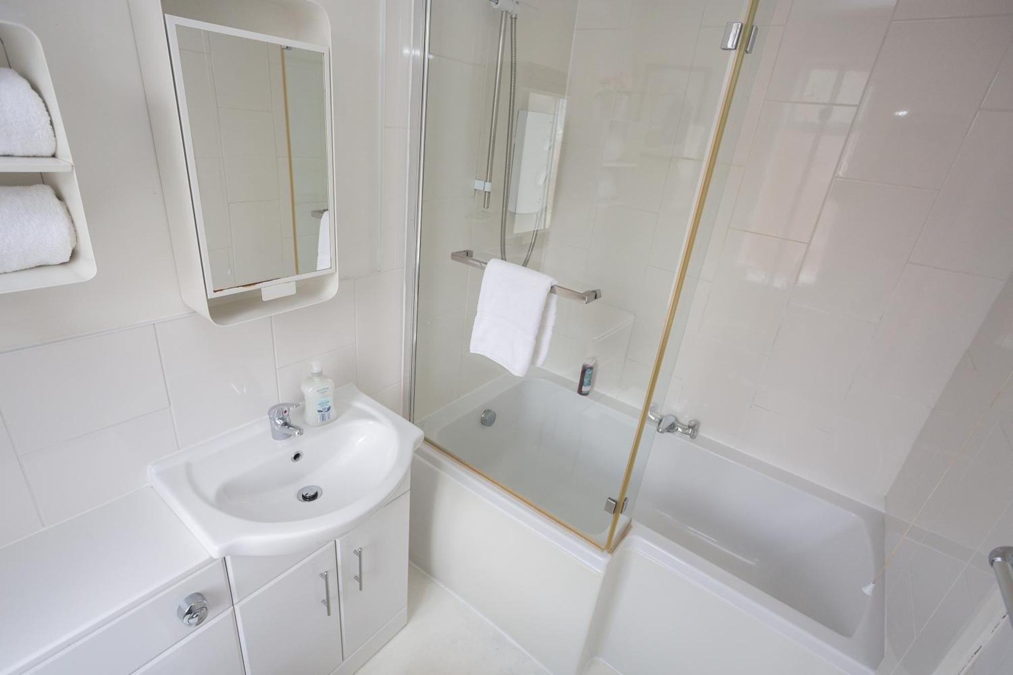 הוילה גטשהד The Avenue-3 Bed Sleeps 6 Great For Contractors מראה חיצוני תמונה